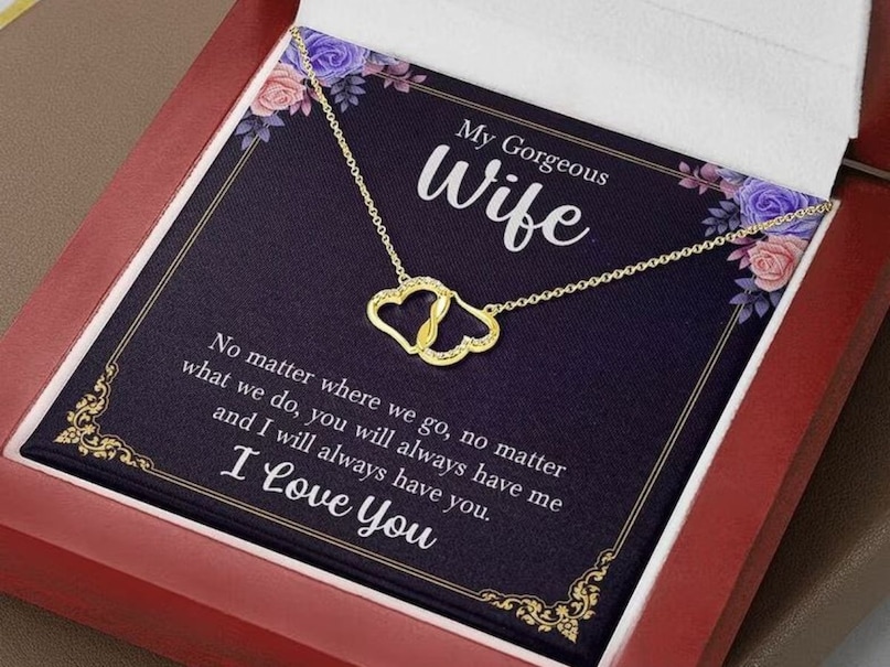 Kajari Teej Gift Ideas: Do a lot of love to wife? Give this unique gift on Teej, your life will be absorbed in arms 2