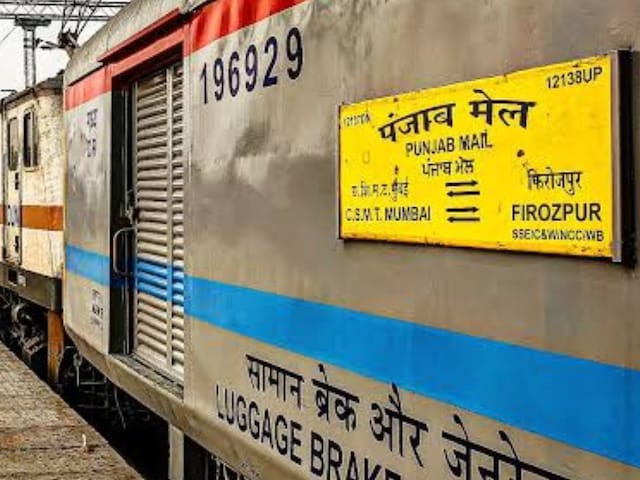 113 साल से चल रही ट्रेन, आज भी राइट टाइम कराती है सफर, कहां तक जाती है अब?