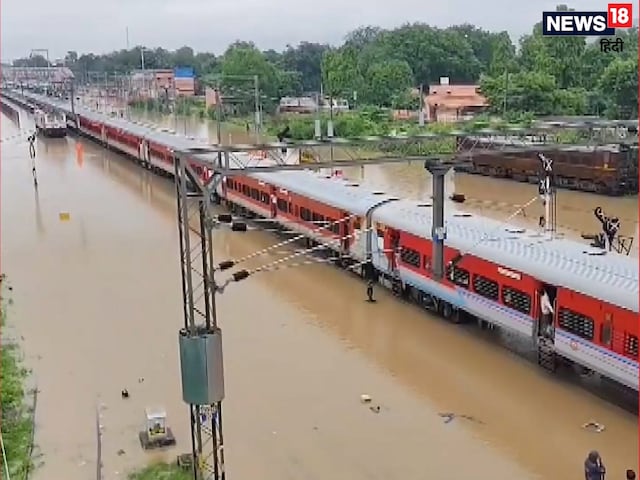 नॉर्दर्न रेलवे ने जारी किया नया शेड्यूल, 22 ट्रेनें रद्द, 27 शॉर्ट टर्मिनेट नॉर्दर्न रेलवे ने जारी किया नया शेड्यूल, 22 ट्रेनें रद्द, 27 शॉर्ट टर्मिनेट