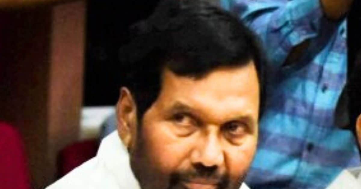 सर्वेंट नहीं, गवर्नमेंट बनेंगे… नौकर नहीं सरकार रहेंगे, कहते हुए छोड़ दी डीएसपी की नौकरी, रामविलास पासवान की यात्रा