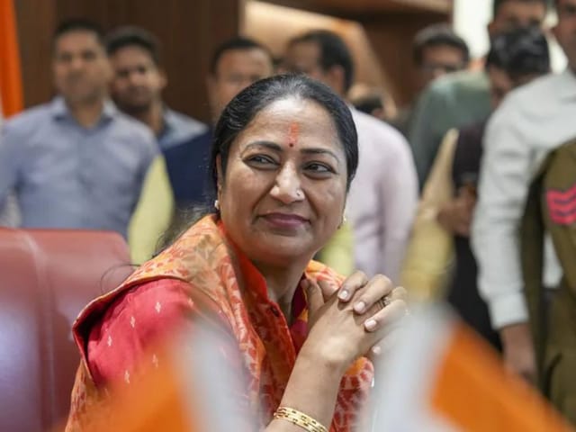 CM रेखा ने फिर की जनसुनवाई, पिछली बार हुआ था हमला, पुलिस ने बढ़ाई सुरक्षा