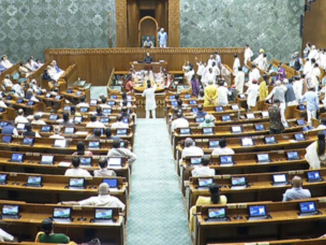 'गद्दी छोड़ो बिल' क्या सच में संसद से पास नहीं हो सकता अंकगणित किस ओर