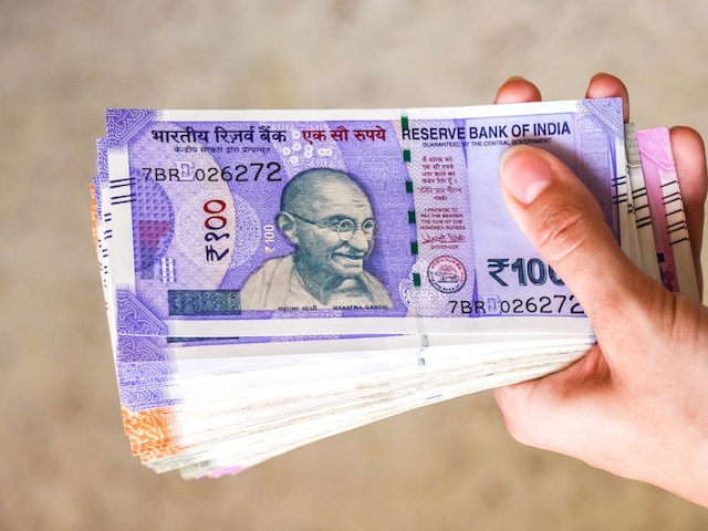 कर्मचारियों के खाते में एडवांस सैलरी क्यों आई? मोदी सरकार 5 दिन पहले दांव कर्मचारियों के खाते में एडवांस सैलरी क्यों आई? मोदी सरकार 5 दिन पहले दांव