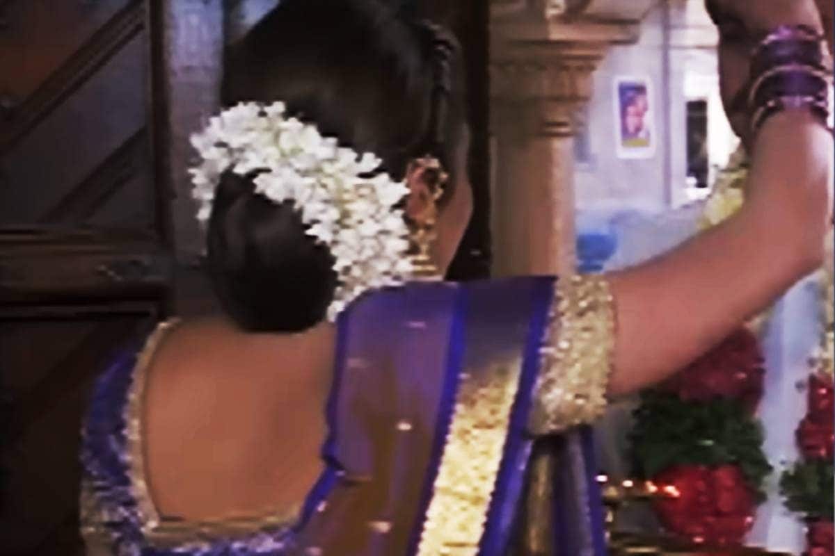 1997 की वो सुपरहिट, 2 पत्नी वाले हीरो ने लूट ली थी महफिल