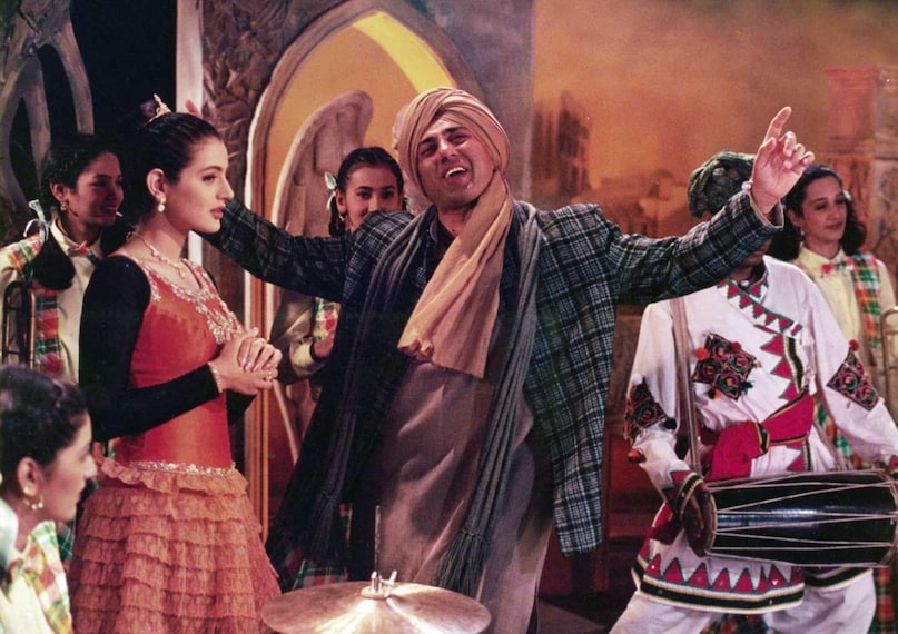 sunny deol, sunny deol movies Gadar, Gadar movie trivia, Gadar Ek Prem Katha, Gadar collection, Gadar interesting facts, Gadar songs, sunny deol