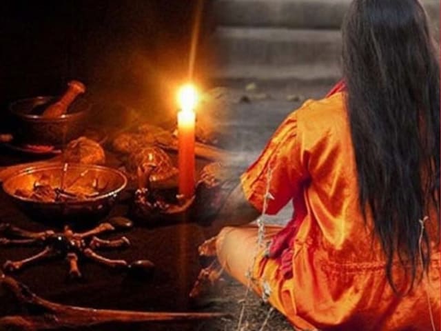 लव मैरिज के 2 साल बाद नहीं हुआ बच्चा, तो तांत्रिक के पास पहुंची महिला फिर... लव मैरिज के 2 साल बाद नहीं हुआ बच्चा, तो तांत्रिक के पास पहुंची महिला फिर...