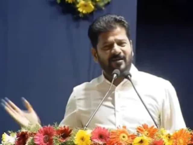 उन पत्रकारों को थप्पड़ मारना चाहिए... किस मामले पर CM रेवंत ये बोल गए? उन पत्रकारों को थप्पड़ मारना चाहिए... किस मामले पर CM रेवंत ये बोल गए?