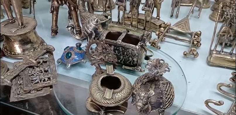 Baldev Waghmare, Baldev Waghmare news, who is Baldev Waghmare , Baldev Waghmare betul, Betul News, National Architecture Award, tribal metal craft, Bhareva art, Bhareva craft, Bhareva craftsman Baldev Waghmare, mp news, बलदेव वाघमारे, बलदेव वाघमारे बैतूल, भरेवा शिल्पकार, मध्य प्रदेश समाचार Baldev Waghmare, Baldev Waghmare news, who is Baldev Waghmare , Baldev Waghmare betul, Betul News, National Architecture Award, tribal metal craft, Bhareva art, Bhareva craft, Bhareva craftsman Baldev Waghmare, mp news, बलदेव वाघमारे, बलदेव वाघमारे बैतूल, भरेवा शिल्पकार, मध्य प्रदेश समाचार