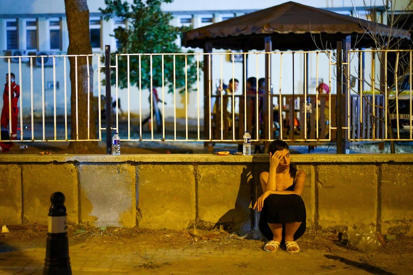 Earthquake, Earthquake hits Turkey, 6 magnitude Earthquake hits Turkey, dozen buildings collapsed in turkey