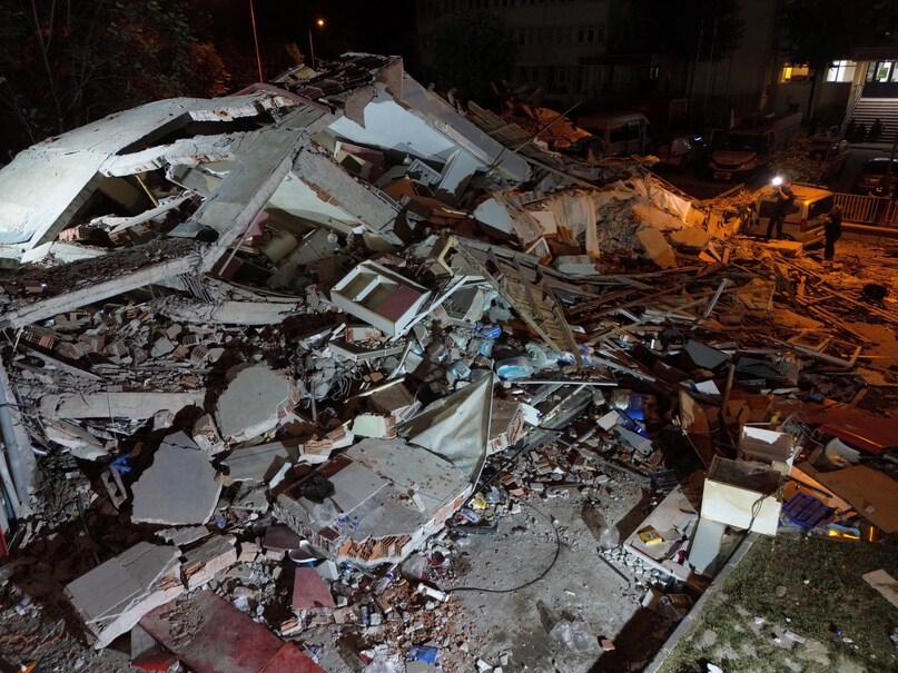 Earthquake, Earthquake hits Turkey, 6 magnitude Earthquake hits Turkey, dozen buildings collapsed in turkey