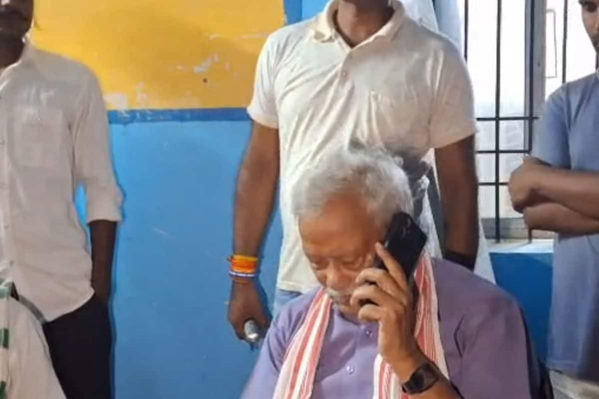 हादसे में हुई मजदूर की मौत, भागे-भागे अस्पताल पहुंचे विधायक