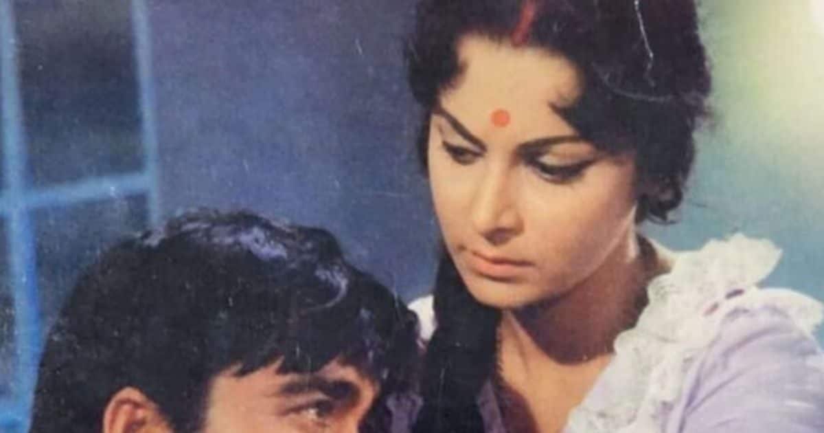Waheeda Rehman shared the fun moments spent in ICU with Sunil Dutt.