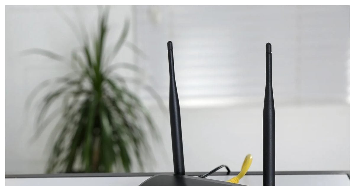 WiFi रातभर चालू रखना चाहिए या बंद? जानिए क‍ितनी होती है ब‍िजली खपत