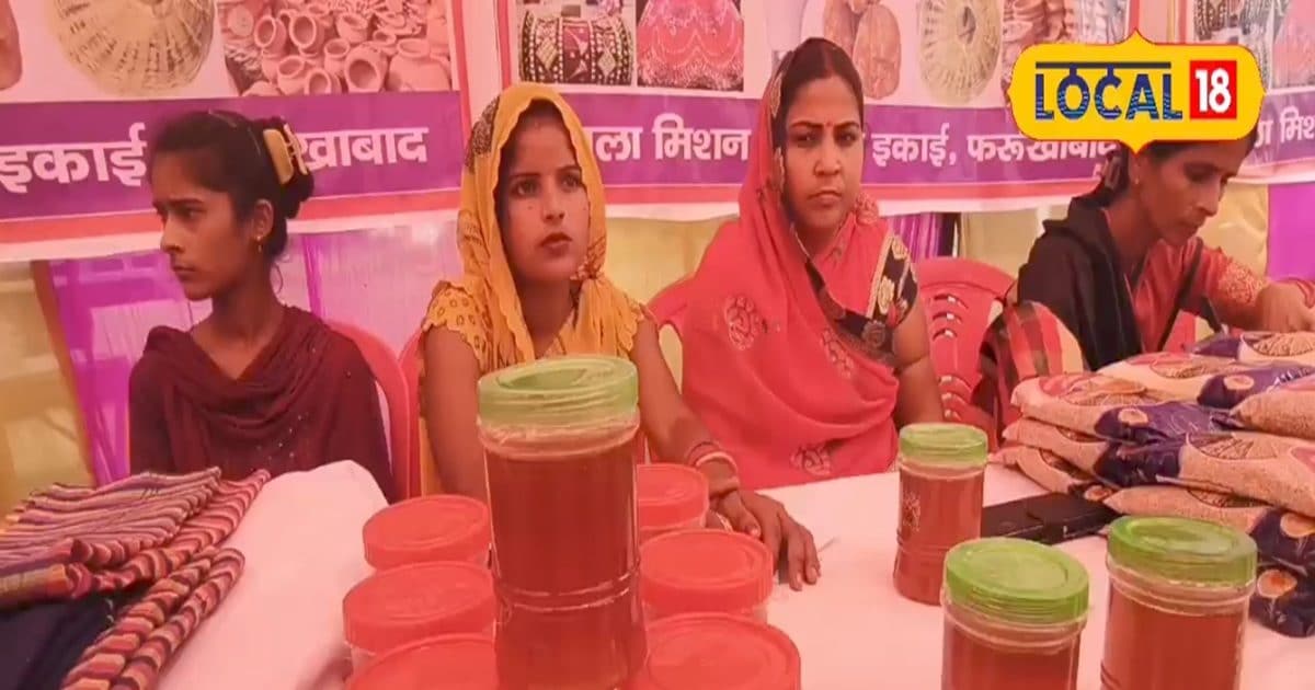 Success Story: गांव की महिलाओं ने मिलकर शुरू किया ऐसा काम, मचा दी धूम, घर बैठे कर रही कमाई, देशभर में है डिमांड – Uttar Pradesh News