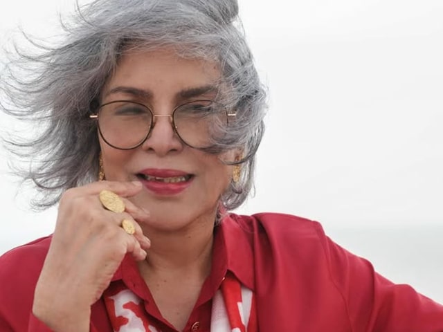 जब लिफ्ट में सब्यसाची से हुई मुलाकात, जीनत अमान ने सुनाया मजेदार किस्सा जब लिफ्ट में सब्यसाची से हुई मुलाकात, जीनत अमान ने सुनाया मजेदार किस्सा