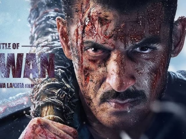 Salman Khan suffered injuries in Ladakh, took a break from shooting 'Battle of Galwan'! Salman Khan suffered injuries in Ladakh, took a break from shooting 'Battle of Galwan'!