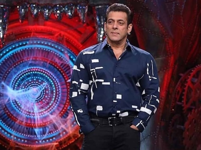 शराब से लेकर मोबाइल तक, बिग बॉस में इन चीजों की सख्त मनाही शराब से लेकर मोबाइल तक, बिग बॉस में इन चीजों की सख्त मनाही