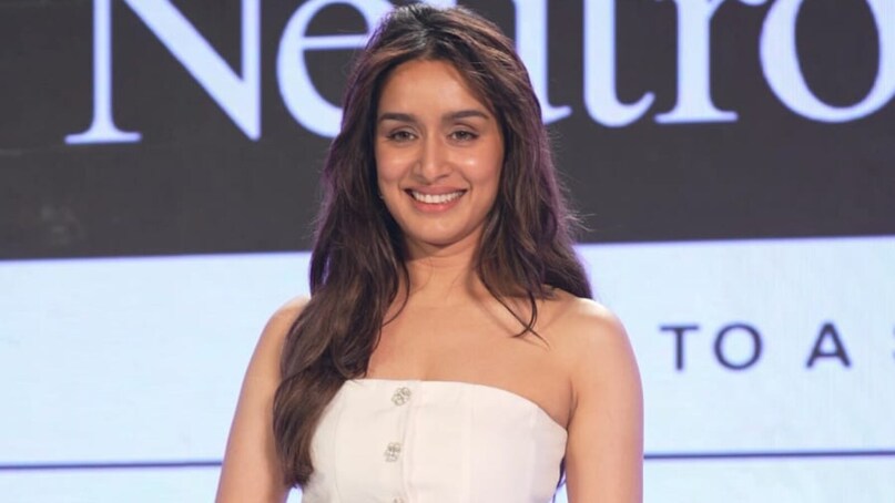 Shraddha Kapoor, Shraddha Kapoor News, Shraddha Kapoor when Made Sandwiches, Shraddha Kapoor Worst Barista, Shraddha Kapoor left college to became actress, 
