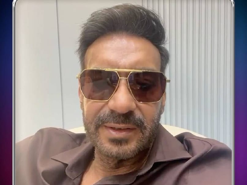 ajay devgn ferry ride versova mumbai pic viral ajay devgn ferry ride versova mumbai pic viral