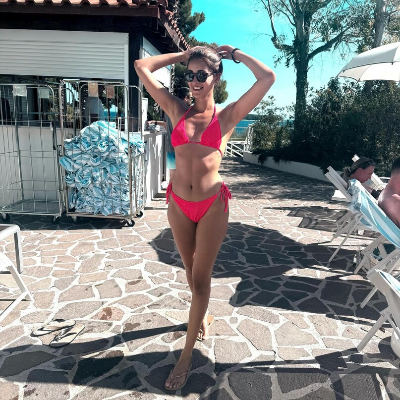 Ananya Panday bikini photos