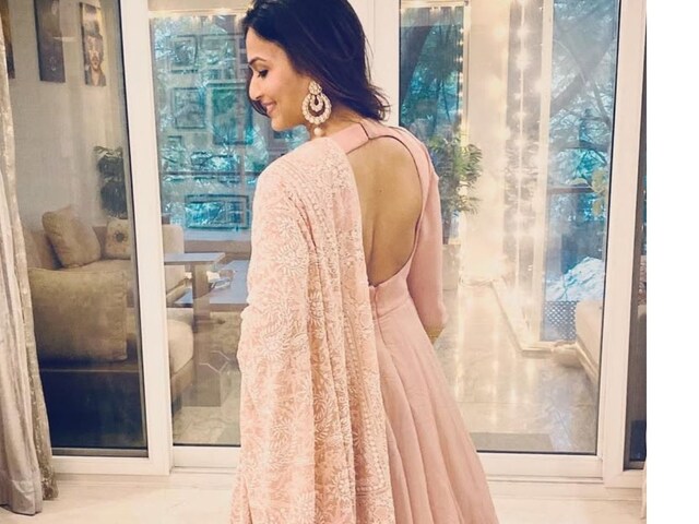 टूटी पहली शादी, दूसरी बार बनी दुल्हन तो ब्याह में बेटा भी हुआ शामिल