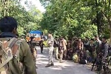 कांकेर एनकाउंटर: महिला नक्सली समेत 3 ढेर, 14 लाख था इनाम, हथियार बरामद