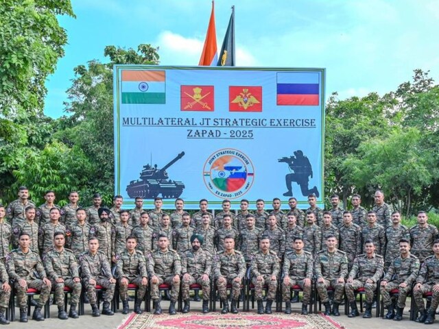 रूस में पाकिस्तान के साथ होंगे दो-दो हाथ, भारतीय सेना हुई रवाना