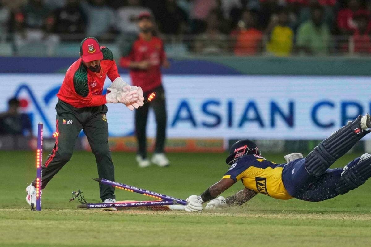 SLने आखिरी ओवर में फंसाया मैच, बैटर्स के छूटे पसीने, गिरते-पड़ते जीता BAN