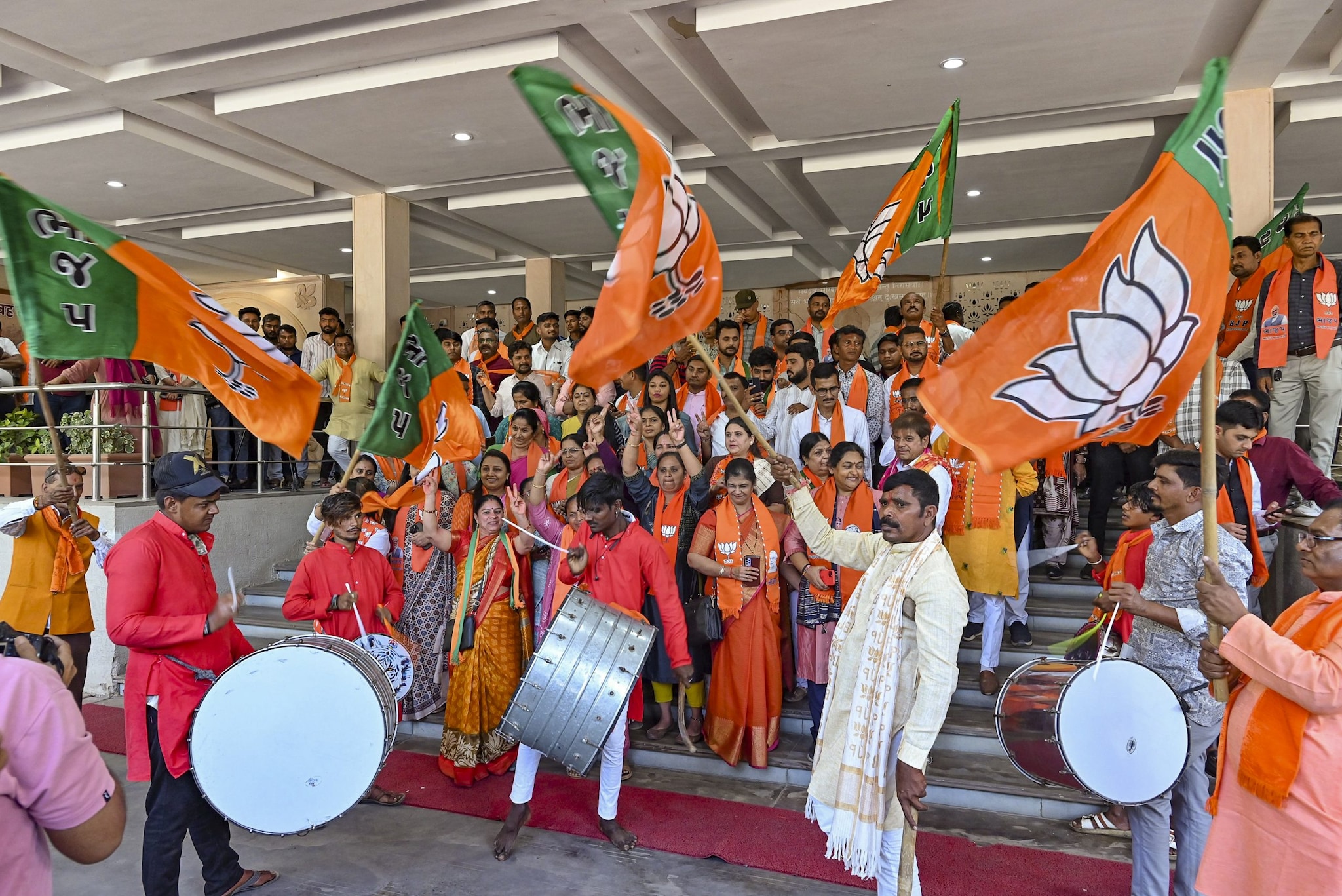 इस राज्य में वजूद तलाशने में जुटी BJP लेकिन हिंदू संगठनों ने दिया बड़ा झटका!