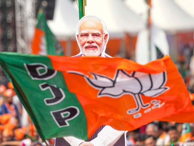 अल्पसंख्यकों पर केंद्र का फैसला बंगाल चुनाव में बीजेपी के लिए गेमचेंजर क्यों अल्पसंख्यकों पर केंद्र का फैसला बंगाल चुनाव में बीजेपी के लिए गेमचेंजर क्यों