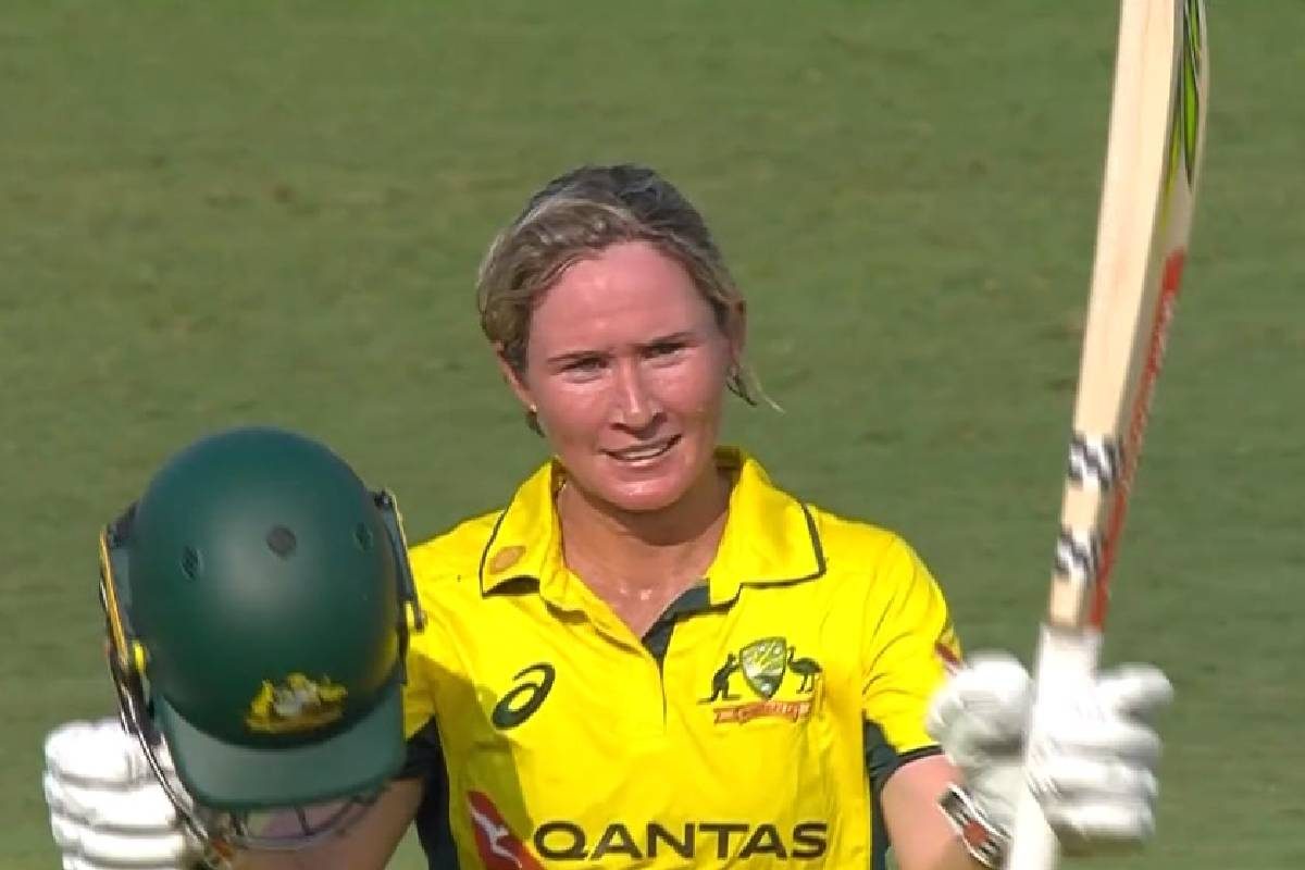 बेथ मूनी के बल्‍ले से आया रनों का सैलाब, जड़ा वनडे का दूसरा सबसे तेज शतक