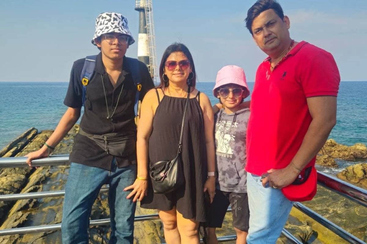 कोटा - कभी मेरे बच्चों के इंटरव्यू की खबरें बना करती थी आज वे ही खबर बन गए