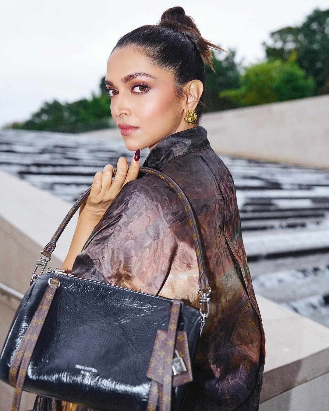 दीपिका पादुकोण बनीं पहली भारतीय LVMH प्राइज 2025 जूरी सदस्य - News18 हिंदी