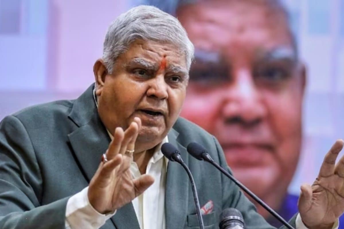 नियम है सरकारी आवास मिलने का फिर धनखड़ अभय चौटाला के घर क्यों शिफ्ट हुए