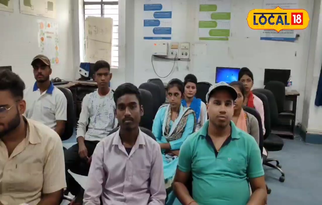 Flipkart और MRF में नौकरी का सुनहरा अवसर, 100 सीटों पर होगा चयन, पहुंचे यहां