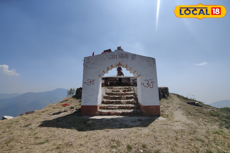 Ghanyal Devi top 