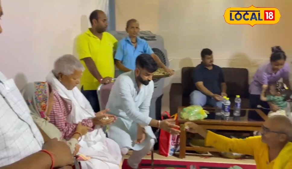 बेटा-बहू और लालू यादव पहुंचे गयाजी, पितरों का किया पिंडदान