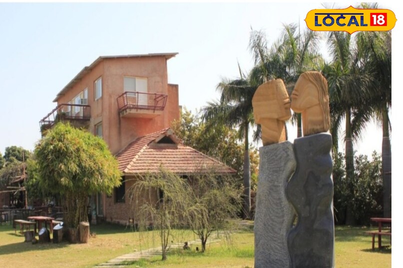 छोटा सा गांव हैं इचोल 