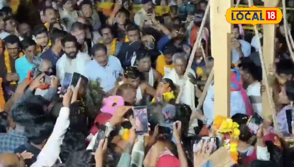 Bastar Dussehra 2025:बस्तर दशहरा की अनोखी परंपरा देखने देश-विदेश से उमड़ी भीड़
