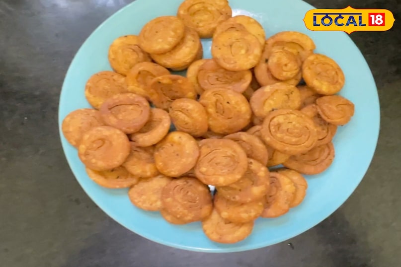 मठरी मठरी