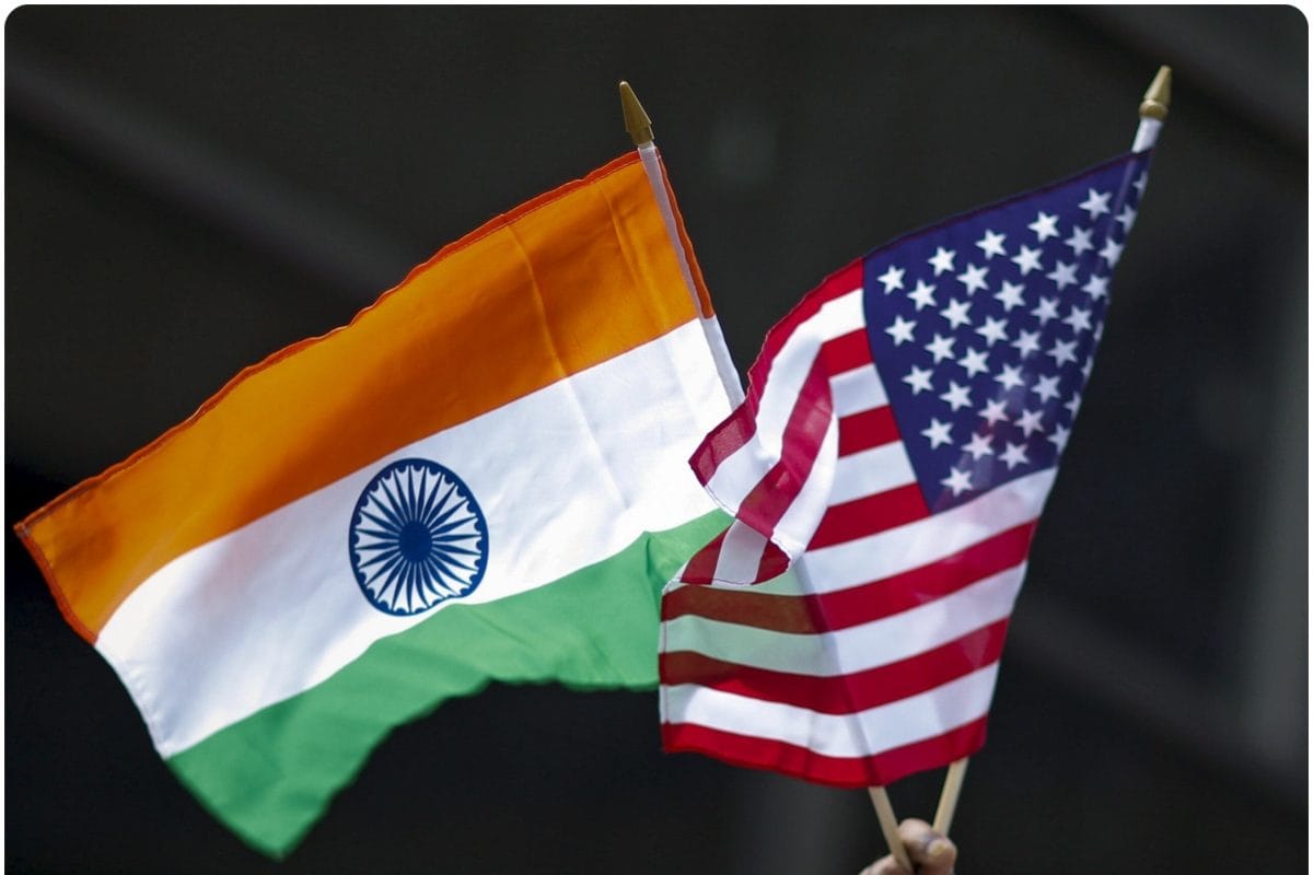 H1B Visa पर ट्रंप का फैसला दो धारी तलवार अमेरिका को भी उठाना पड़ेगा नुकसान