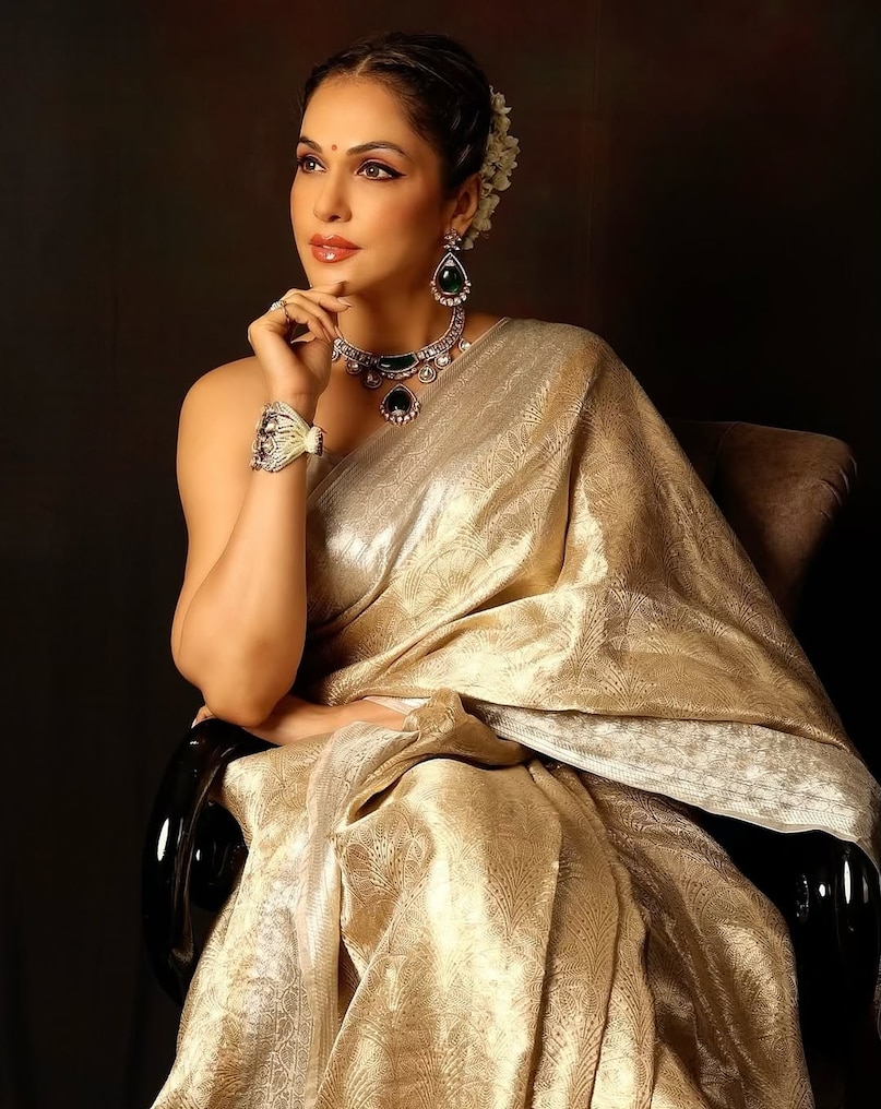 Isha Koppikar, Isha Koppikar film, Isha Koppikar news, Isha Koppikar birthday, ईशा कोप्पिकर, ईशा कोप्पिकर फिल्म, ईशा कोप्पिकर न्यूज, ईशा कोप्पिकर बर्थडे