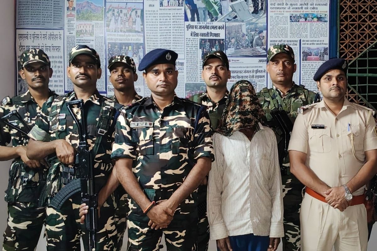 9 सालों से थी तलाश, आखिरकार पुलिस ने बिछाया 'जाल'! नक्सली बुधन सोरेन पकड़ाया