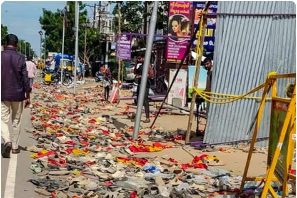 करूर भगदड़ को लेकर FIR में क्या लिखा है कई लोगों की मौत दम घुटने और कुचलने से