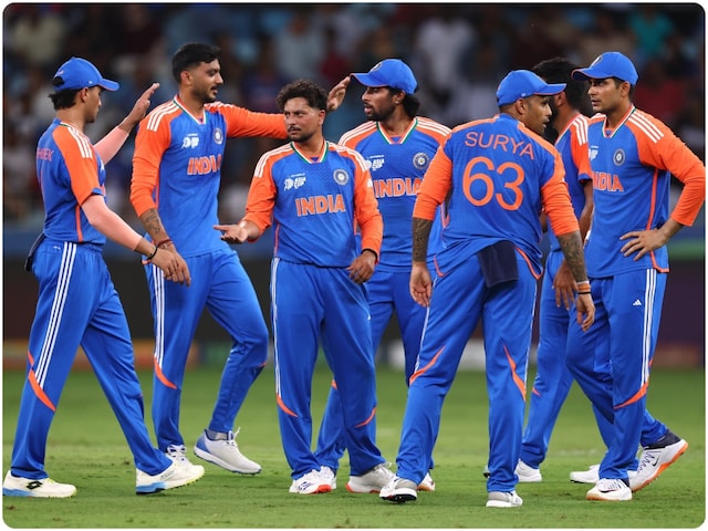 IND vs PAK: कुलदीप फिर बने 'प्लेयर ऑफ द मैच', अपनी गेंदबाजी पर दिया बड़ा बयान IND vs PAK: कुलदीप फिर बने 'प्लेयर ऑफ द मैच', अपनी गेंदबाजी पर दिया बड़ा बयान