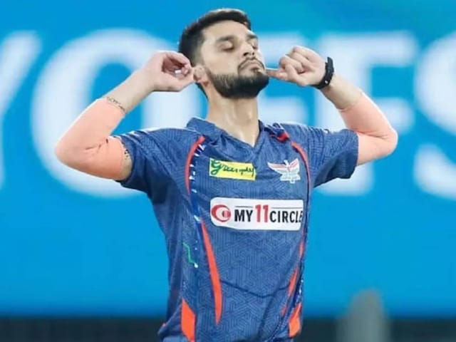 विराट से पंगा लेने वाला बॉलर एशिया कप से बाहर, AFG ने क्यों लिया फैसला? विराट से पंगा लेने वाला बॉलर एशिया कप से बाहर, AFG ने क्यों लिया फैसला?