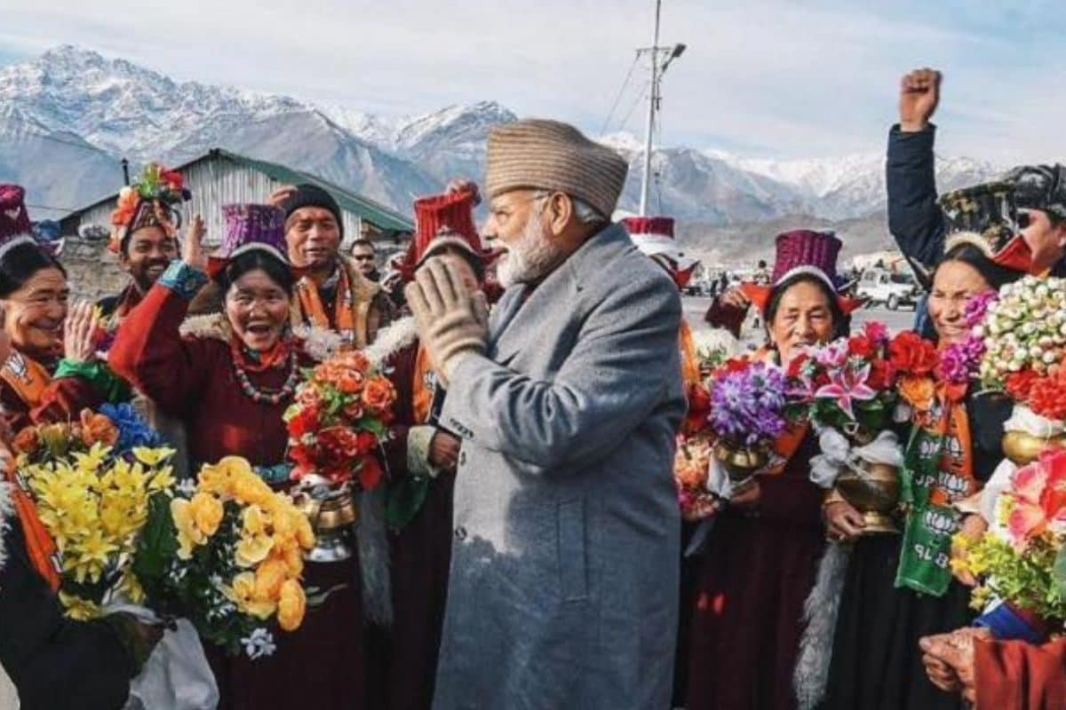 लद्दाख में शिक्षा की नई क्रांति मोदी सरकार ने पर्वतीय राज्‍य की बदली तस्‍वीर