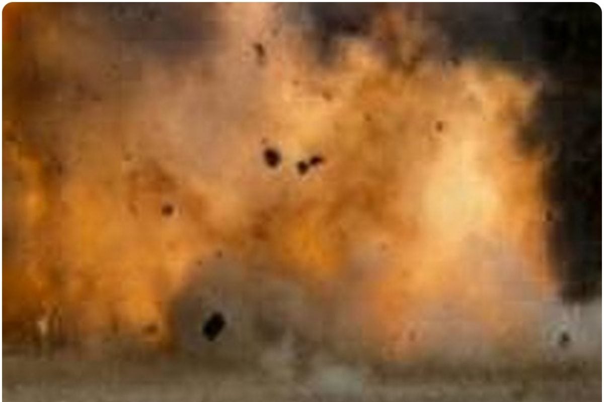 J&K: पुंछ में ग्रेनेड विस्फोट से सेना का एक जवान शहीद इलाके की घेराबंदी