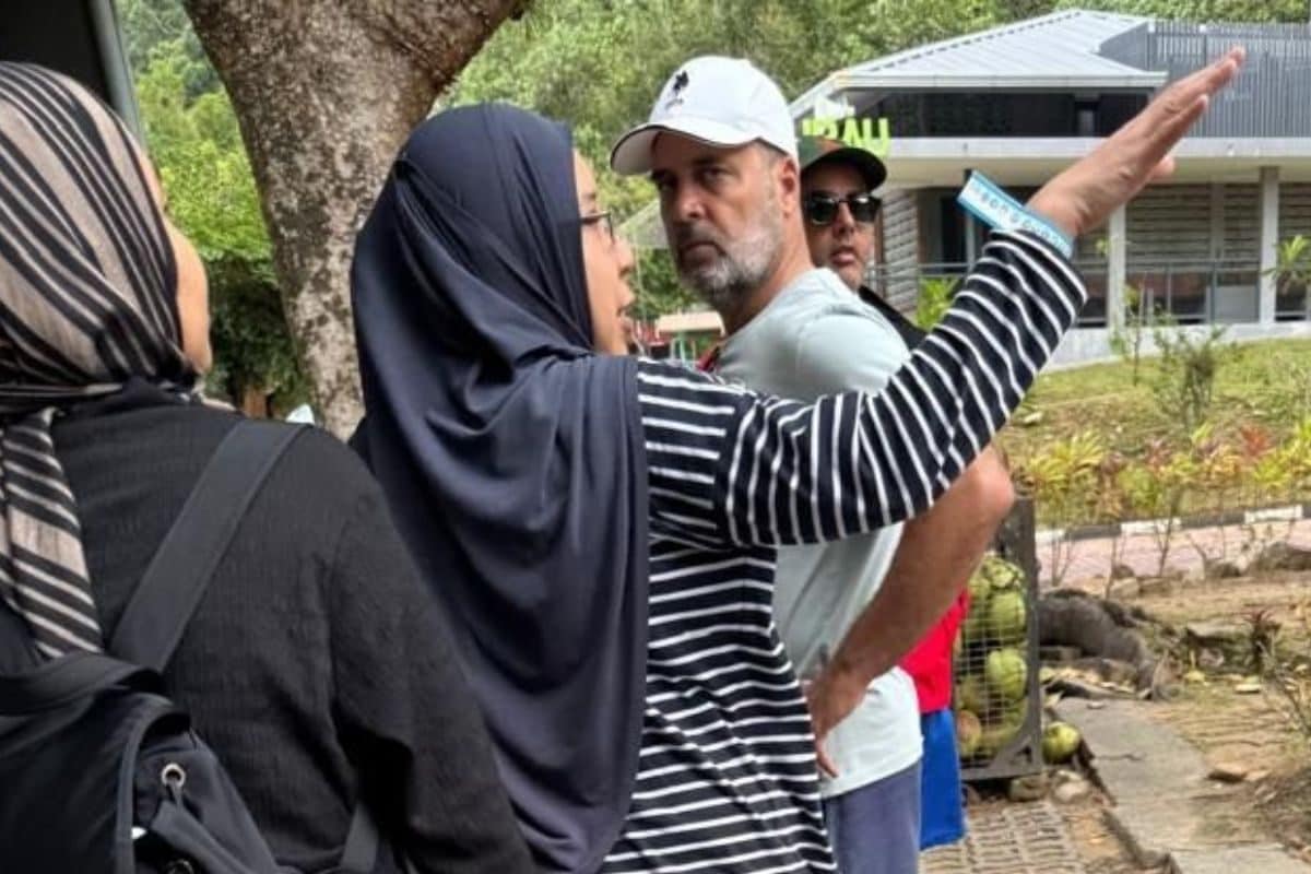 राहुल गांधी पर AAP का खुल्‍लमखुल्‍ला अटैक पंजाब की बाढ़ में बही व‍िपक्षी एकता