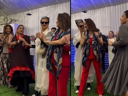 Rekha Dance Video: शबाना आजमी के 75वें बर्थडे पर माधुरी-उर्मिला संग नाचीं रेखा